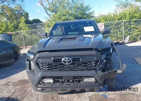 2025 Toyota Tacoma Trd Sport z USA, uszkodzony, nr VIN 3TYKB5FN7ST016011